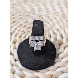 Women 925 Sterling Silver Cubic Zirconia (CZ) Engagement Wedding Ring Set Size 5